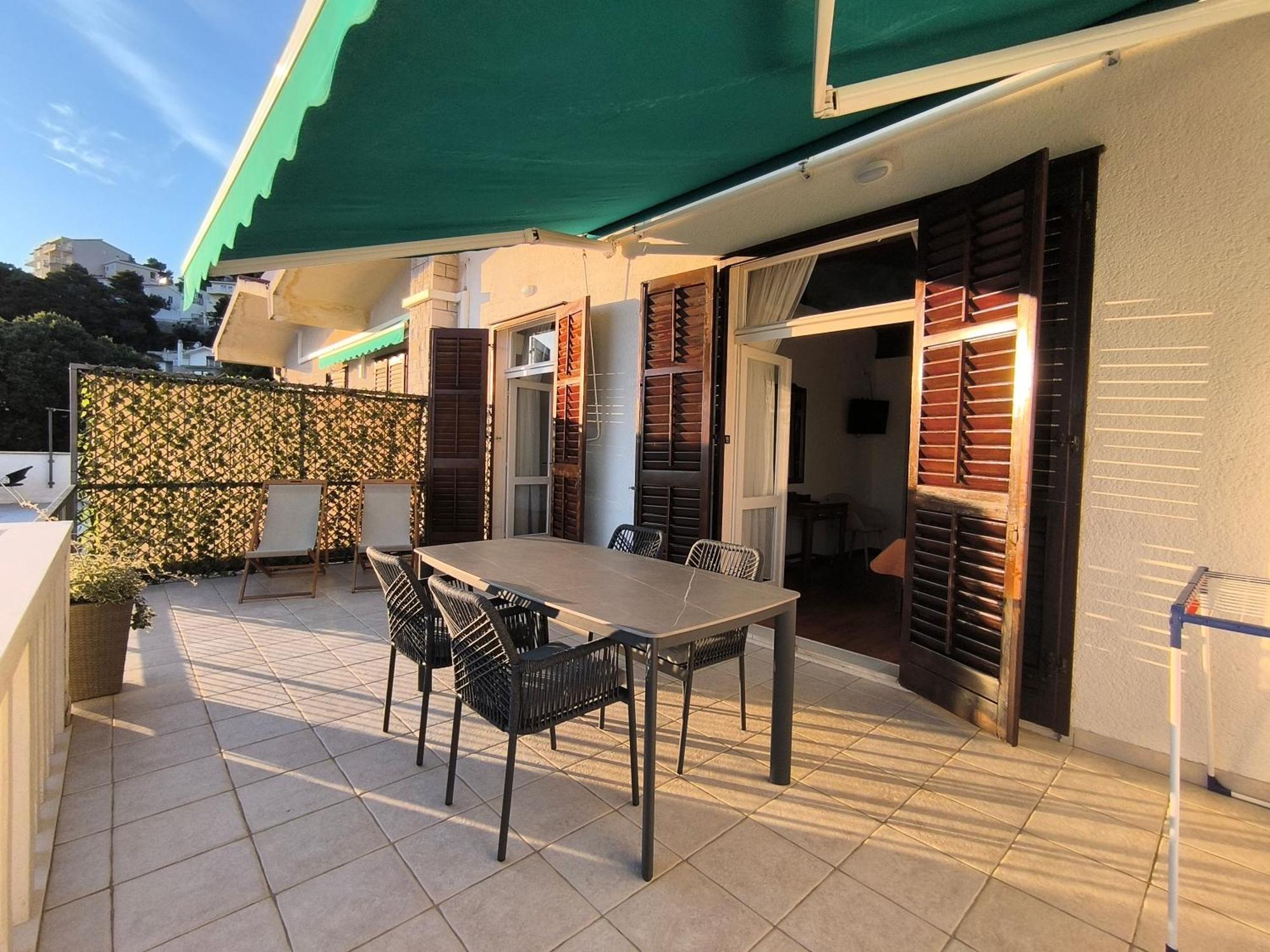 Apartments Julija Brela Ngoại thất bức ảnh