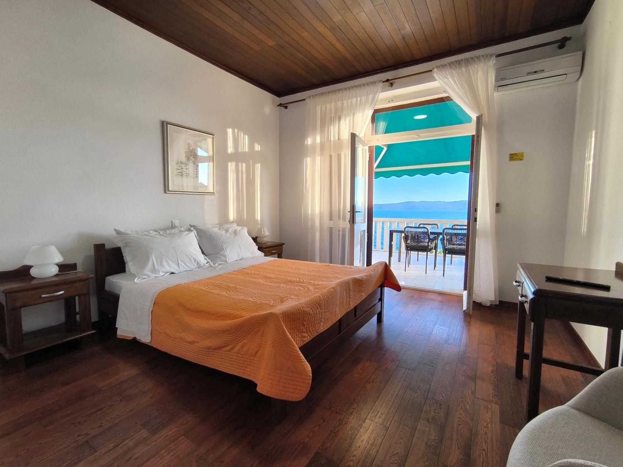 Apartments Julija Brela Ngoại thất bức ảnh